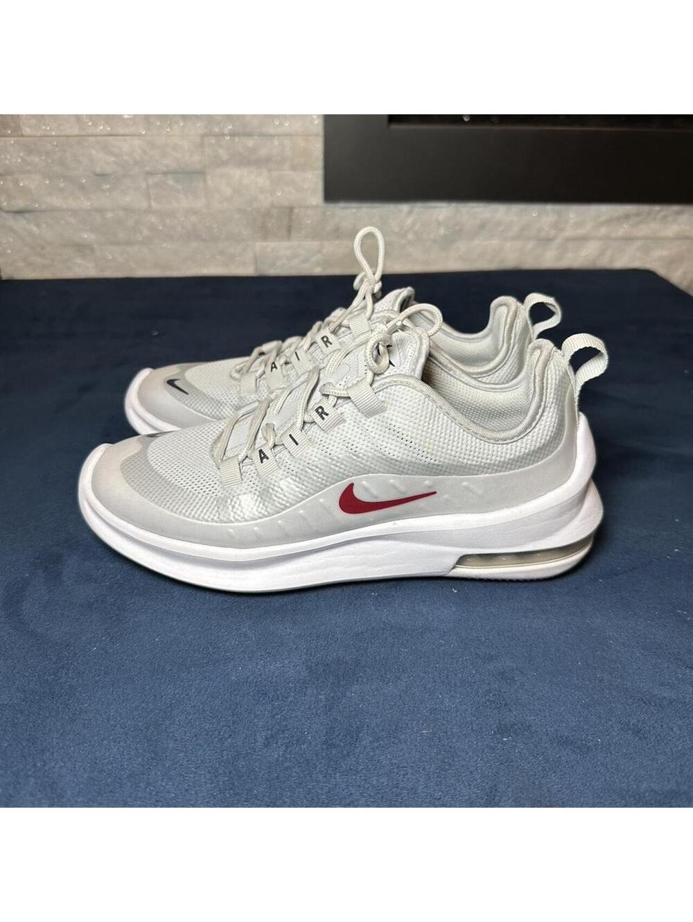 Nike Women's White and Grey Trainer